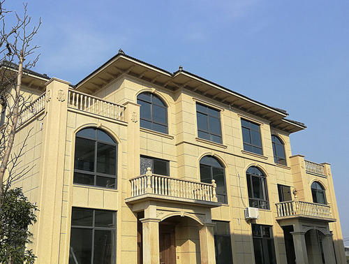 仿石漆仿石層抗水性良好，穩(wěn)定著色，不發(fā)白，無色差